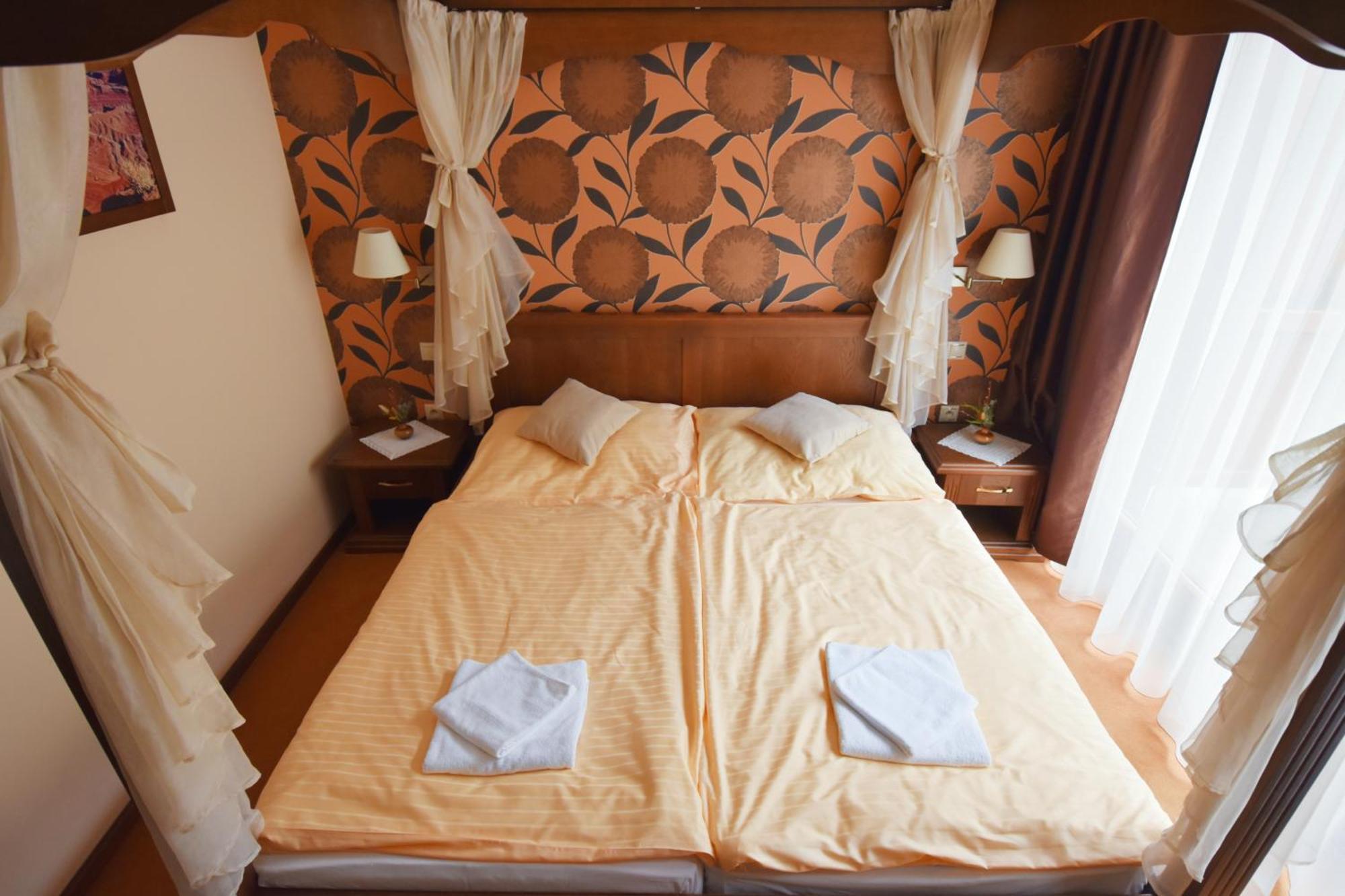Готель Country Saloon Bela Номер фото