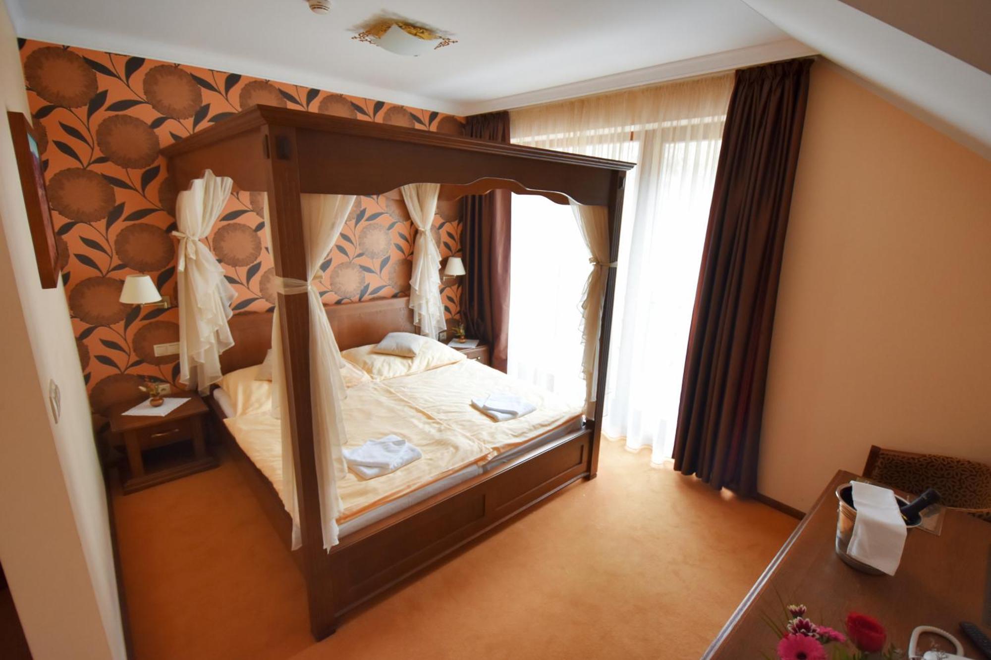 Готель Country Saloon Bela Номер фото