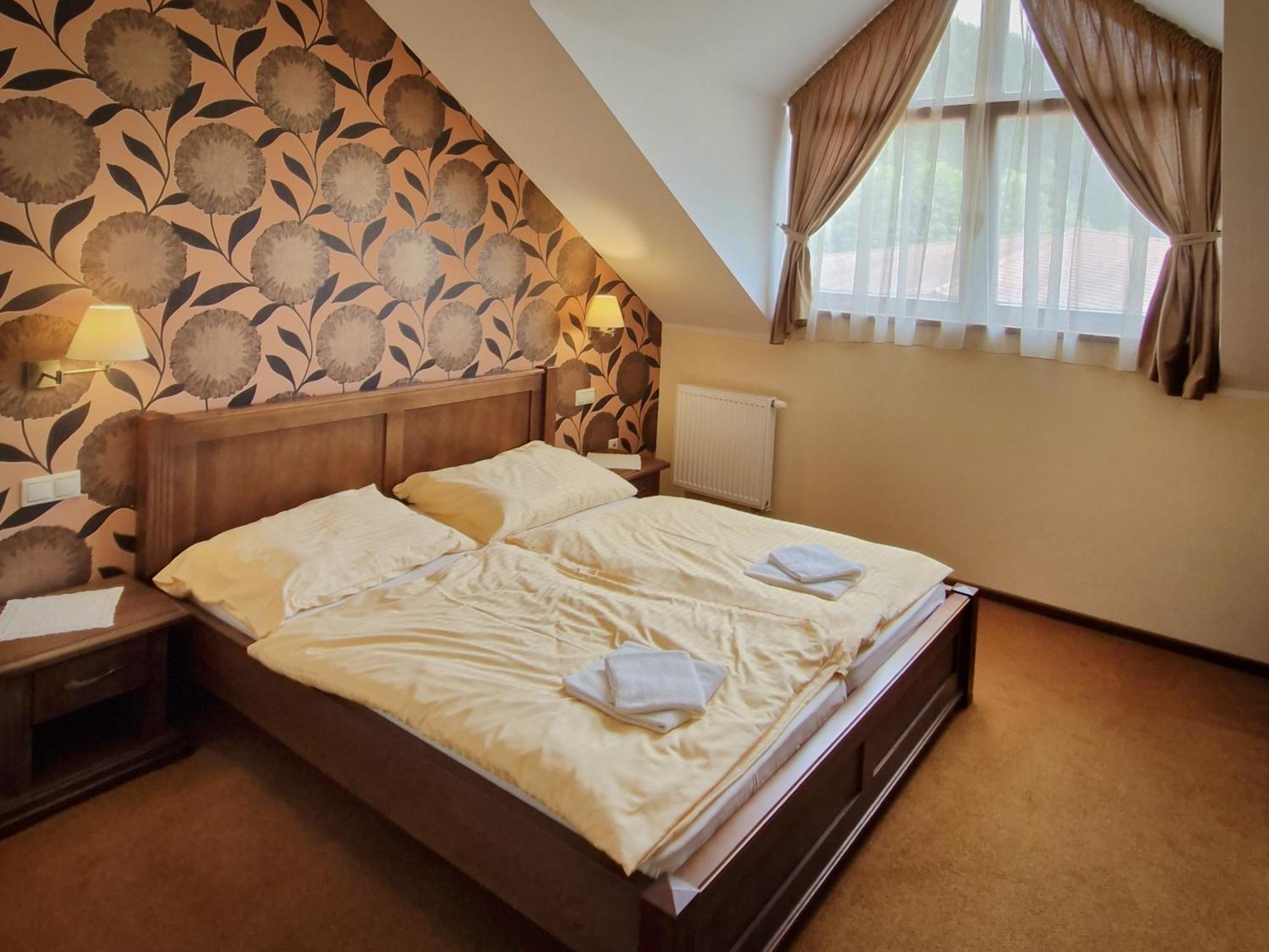 Готель Country Saloon Bela Номер фото