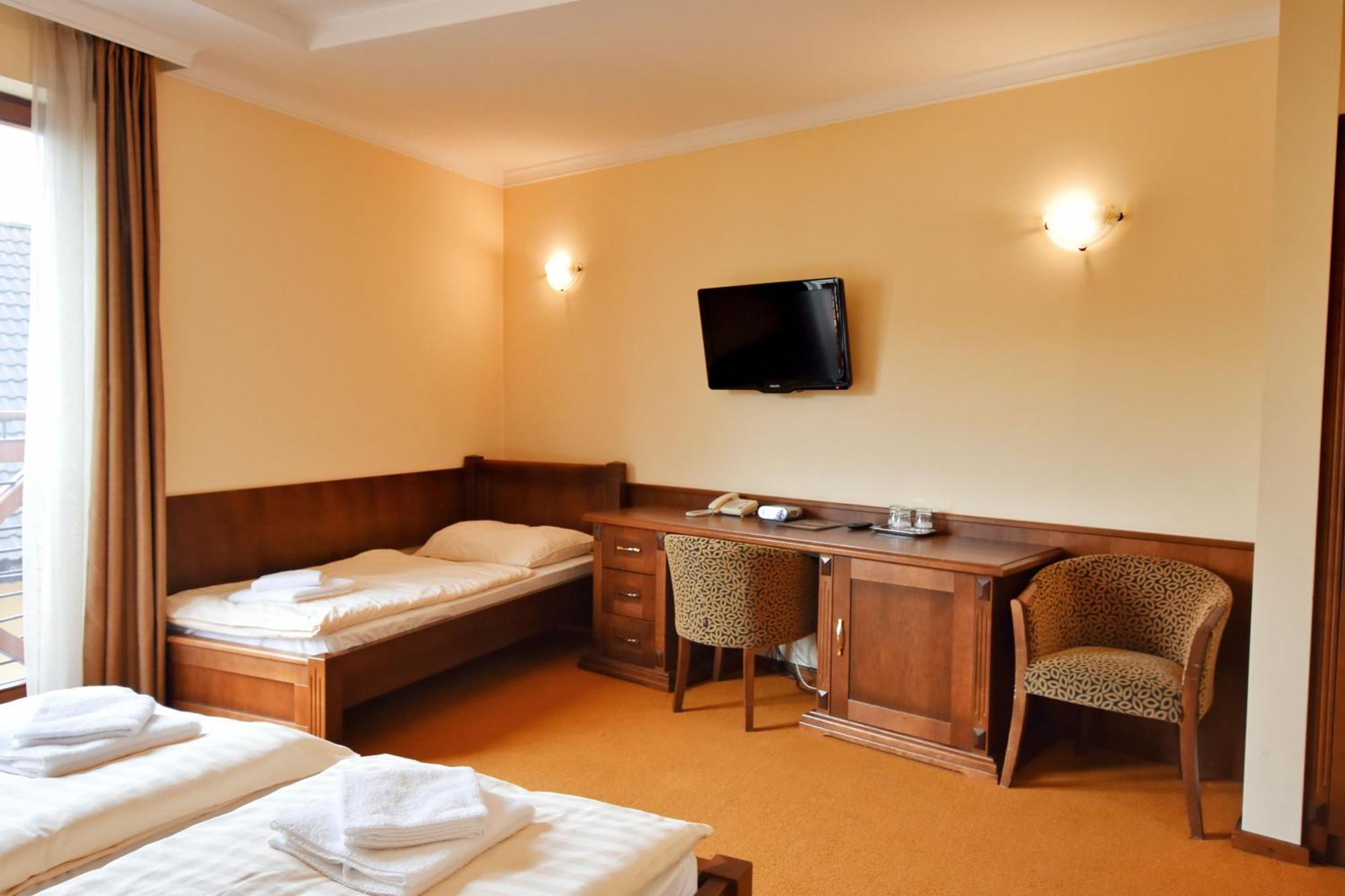 Готель Country Saloon Bela Номер фото